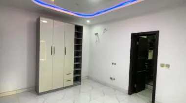 TASTEFULLY FINISHED - 13units of luxuriously furnished apartment (all room en-suite) with all its effigy is up for grabs to Just one color are entity/individual. — Fully ready.