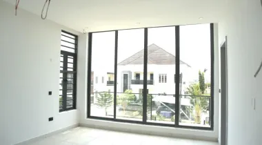 Brand new exquisitely &amp; tastefully built 5 bedroom fully detached duplex on 2 floors sitting on approximately segun *700sqm*
