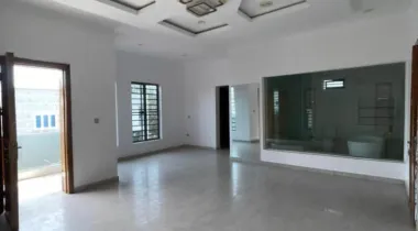 4BEDROOM FULLY DETACHED DUPLEX FOR SALE.