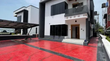 4BEDROOM FULLY DETACHED DUPLEX FOR SALE.