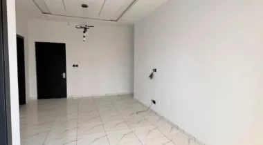 2 BEDROOM APARTMENT AVAILABLE