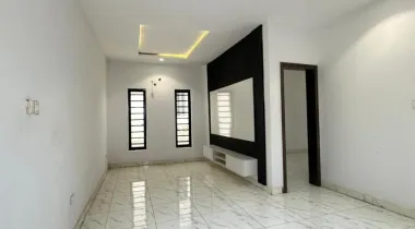 EXQUISITELY FINISHED LUXURY 4 BEDROOM FULLY DETACHED DUPLEX WITH  BQ