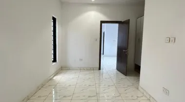 EXQUISITELY FINISHED LUXURY 4 BEDROOM FULLY DETACHED DUPLEX WITH  BQ