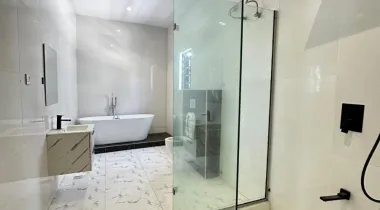 EXQUISITELY FINISHED LUXURY 4 BEDROOM FULLY DETACHED DUPLEX WITH  BQ