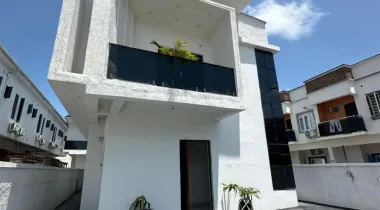 EXQUISITELY FINISHED LUXURY 4 BEDROOM FULLY DETACHED DUPLEX WITH  BQ