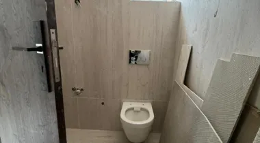 Luxury 5 Bedroom Fully Detached Duplex with Pool