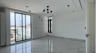 LUXURY 5BEDROOM FULLY DETACHED DUPLEX FOR SALE.