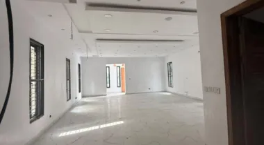 5 BEDROOM FULLY DETACHED DUPLEX WITH TWO BQ