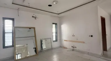 5 BEDROOM FULLY DETACHED DUPLEX WITH TWO BQ