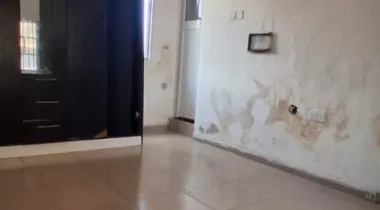 2-BEDROOM FLAT