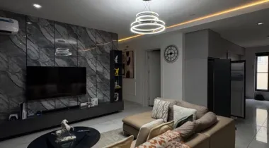 FULLY FURNISHED 3 BEDROOM APARTMENT
