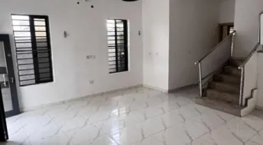 4 Bedroom Semi-detached Duplex Rent :8m 