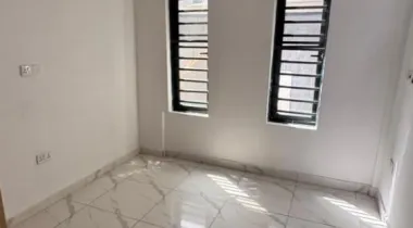4 Bedroom Semi-detached Duplex Rent :8m 