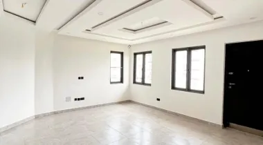 2 BEDROOM APARTMENT FOR RENT!!! ( 3rd floor)