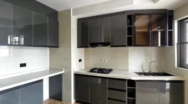 2 BEDROOM APARTMENT FOR RENT!!! ( 3rd floor)