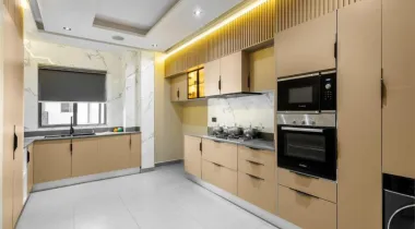 Luxurious Three Bedroom apartment