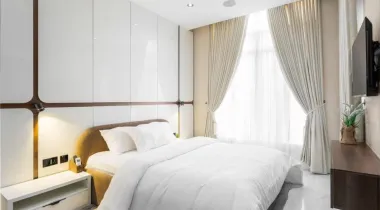 Luxurious Three Bedroom apartment