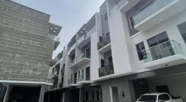 Fully Furnished 2 bedroom Maisonette with swimming pool, etc