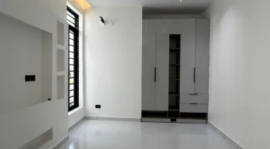 Luxurious 5 bedroom semi detached duplex with bq, swimming pool and cinema