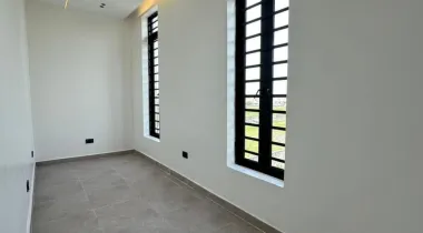 Luxurious 5 bedroom semi detached duplex with bq, swimming pool and cinema