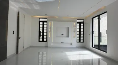 Luxurious 5 bedroom semi detached duplex with bq, swimming pool and cinema