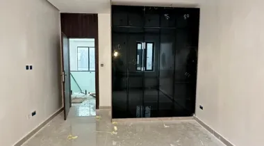 EXQUISITE 6 BEDROOM FULLY DETACHED DUPLEX WITH BQ, SWIMMING POOL, CINEMA, GYM, STUDY ROOM AND A PRIVATE ELEVATOR