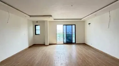 3 bedroom flat apartment