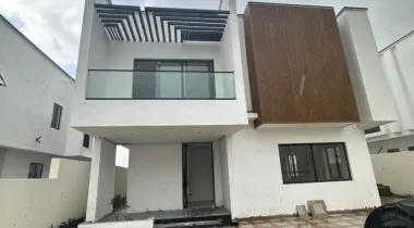 EXQUISITE 5 BEDROOM FULLY DETACHED DUPLEX WITH BQ, SWIMMING POOL, CINEMA, GYM, STUDY ROOM AND A PRIVATE ELEVATOR