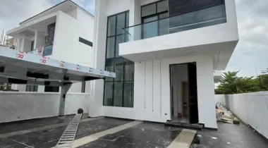 Newly Built 5 Bedroom Detached Duplexes for Sale