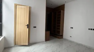Newly Built 5 Bedroom Detached Duplexes for Sale