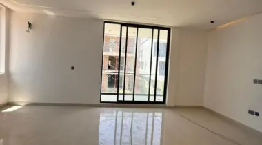 Luxury 6 Bedroom Fully Detached Duplex with Pool and Cinema