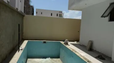 Luxury 6 Bedroom Fully Detached Duplex with Pool and Cinema
