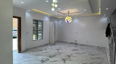 5Bedroom Semi Detached Duplex With a Bq