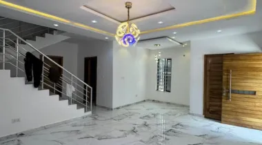 5Bedroom Semi Detached Duplex With a Bq