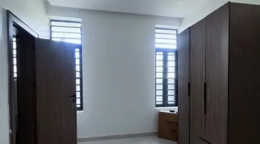 LUXURY 3 BED APARTMENT WITH SWIMMING POOL AND GYM HOUSE*