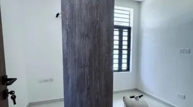 LUXURY 3 BED APARTMENT WITH SWIMMING POOL AND GYM HOUSE*