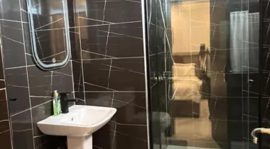 LUXURY FULLY FURNISHED 3 BEDROOM APARTMENT
