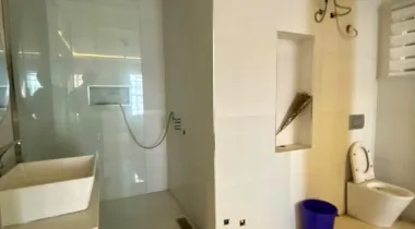 FURNISHED 3 BEDROOM SERVICED APARTMENT