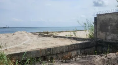 Dry land for sale in banana island.