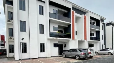 Fully serviced 3-Bedroom Apartment with BQ, swimming pool, gym, exclusive balcony