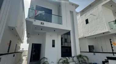 Luxurious 4 bedroom fully detached duplex with BQ