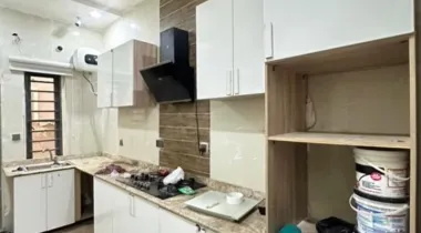4 BEDROOM TERRACE DUPLEX AVAILABLE FOR RENT