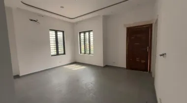 Newly Built *Fully Detached 5-bedrooms Duplex