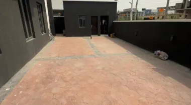 Newly Built *Fully Detached 5-bedrooms Duplex