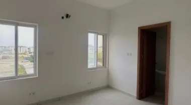 2 BEDROOM APARTMENT AVAILABLE Location: Osapa London, Lagos