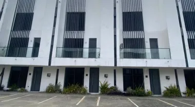 4Bedroom Terrace Duplex With a Bq
