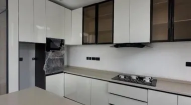 2 BEDROOM APARTMENT AVAILABLE FOR RENT !!