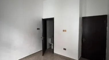 4-BEDROOM TERRACE DUPLEX