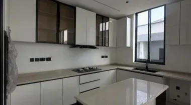 2 BEDROOM APARTMENT AVAILABLE FOR RENT !!