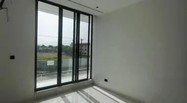 2 BEDROOM APARTMENT AVAILABLE FOR RENT !!